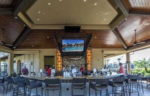 Bar (en la propiedad)