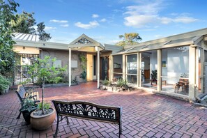 Exterior - Aqua La Vista - Views that cannot be surpassed! (Merimbula)