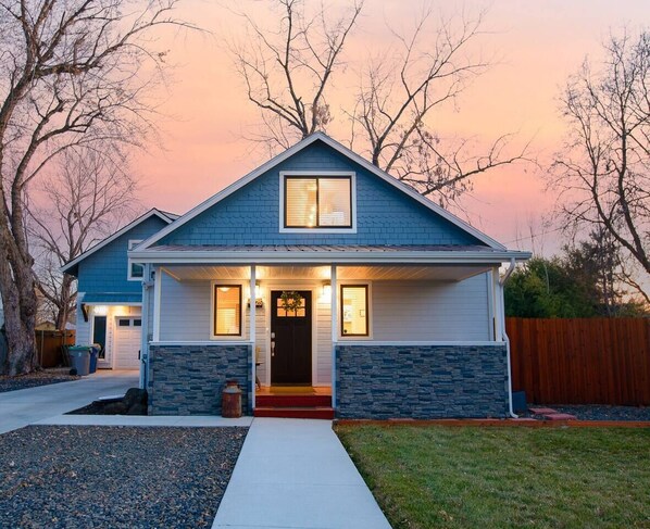 Exterior - Renovated Cozy Cottage Near Downtown Boise! (Boise)
