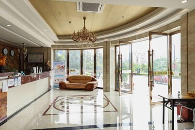 Shuijing Lidu Holiday Hotel