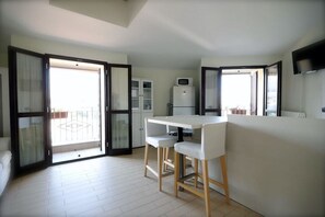 Dining - Relstay | Buenos Aires | Bright 1BR (Milano)