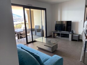 TV connectée, chaîne hi-fi