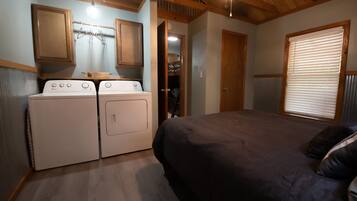 2 habitaciones, tabla de planchar con plancha y wifi gratis