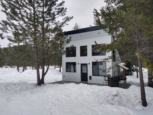 Cozy cottage next to St Regis River and Hiawatha trail system