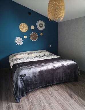3 chambres, Wi-Fi gratuit, draps fournis