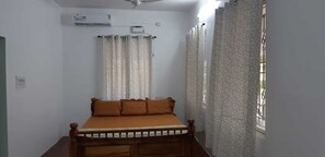 4 chambres, fer et planche Ă repasser, Wi-Fi, draps fournis