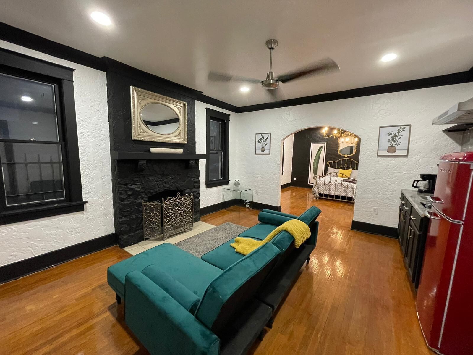 Midtown Vintage Charm