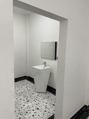 Set di cortesia gratuito, asciugamani