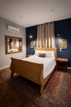 2 chambres, fer et planche à repasser, Wi-Fi gratuit, draps fournis