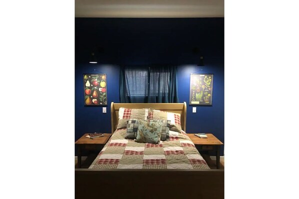 2 soverom, strykejern/-brett, wi-fi (inkludert) og sengetøy