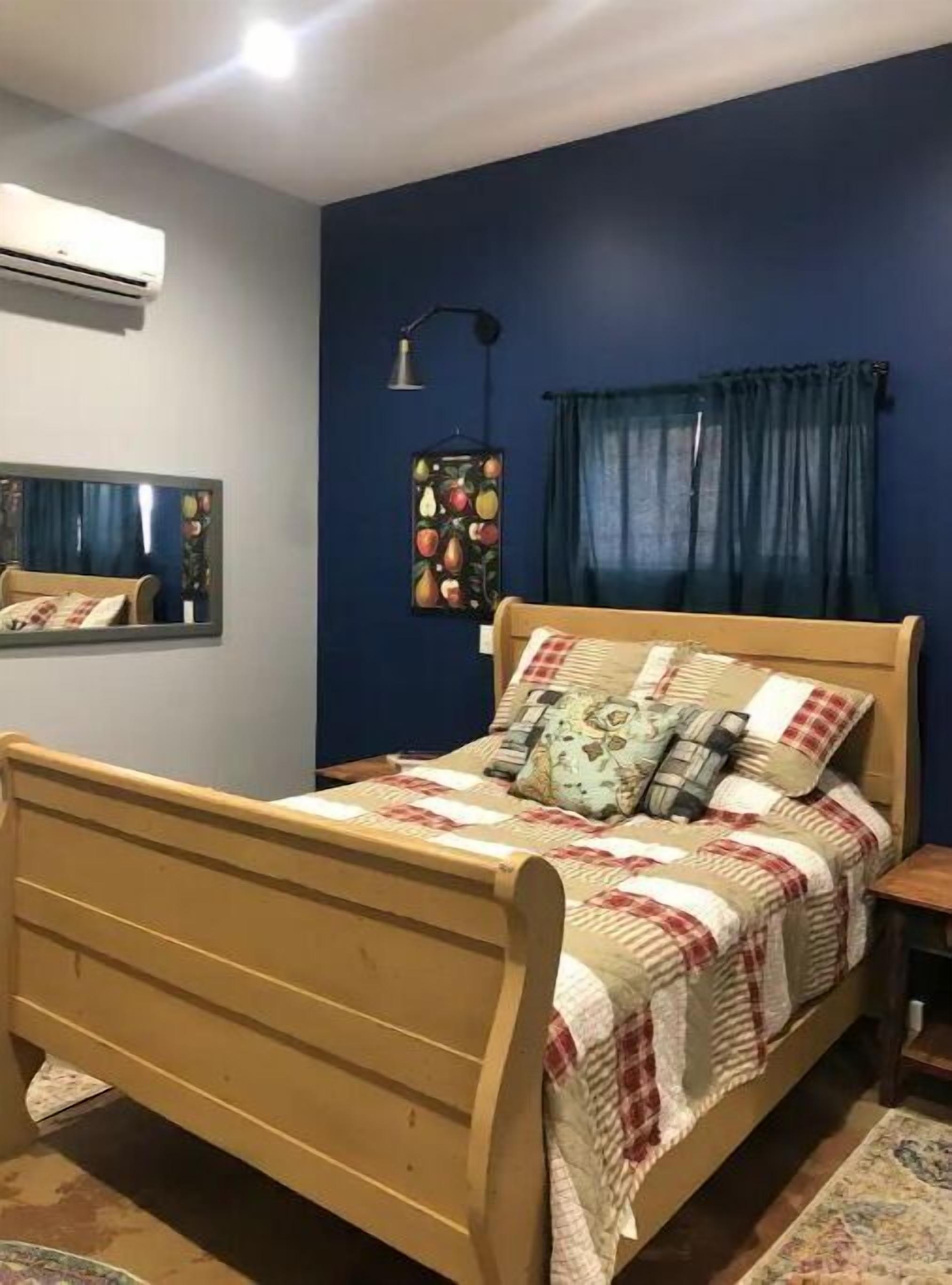 2 間睡房、熨斗/熨衫板、免費 Wi-Fi、床單