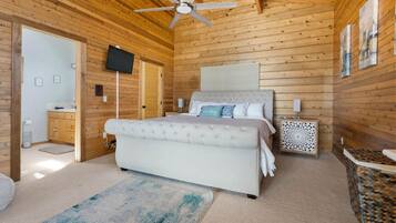 6 slaapkamers, een strijkplank/strijkijzer, gratis wifi, beddengoed