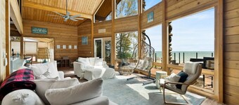 Ainsley's Cove - Swim spa open all year!