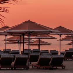 Plage privée, navette gratuite vers la plage, cabines gratuites