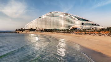 Playa privada y traslado desde/hacia la playa gratis