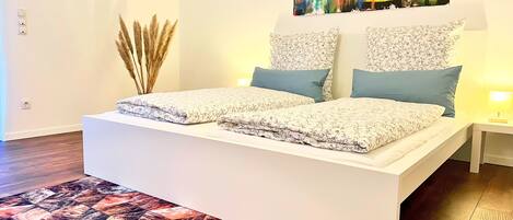 1 bedroom, free WiFi, bed sheets