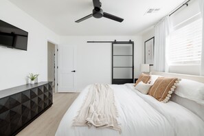 4 bedrooms, WiFi, bed sheets
