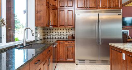 'Above It All' a spacious sundrenched house with expansive deck and Epic views.