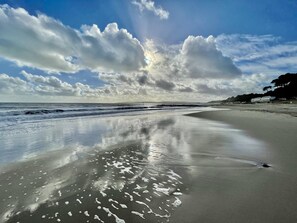 Cabin, 2 Queen Beds | Beach