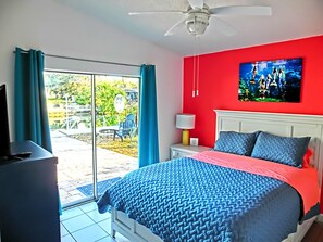 4 bedrooms, desk, travel crib, free WiFi