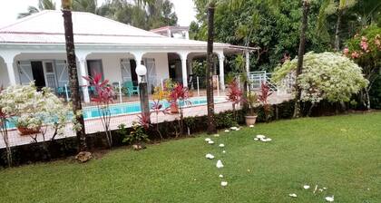 Villa Green Garden between sea and river