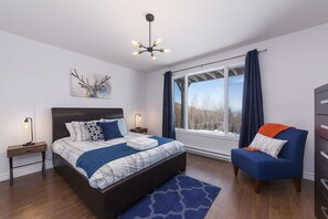 4 chambres, fer et planche à repasser, Wi-Fi gratuit, draps fournis