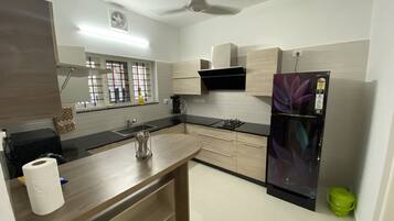 Fridge, microwave, stovetop, electric kettle