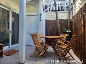 Outdoor dining - Cubana Casita - Downtown Key West (Key West)