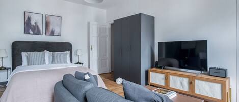 Fer et planche à repasser, Wi-Fi, draps fournis