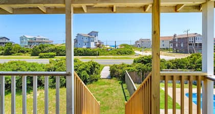 Sandcastle - 500ft to Beach w/ pool