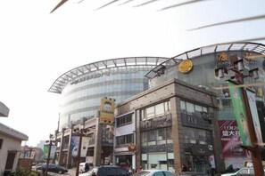 Unclassified image, 3 of 37, button - Yasi Apartment Hotel (Shanghai)