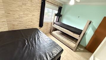 Apartemen Basic | Didekorasi berbeda-beda dan dilengkapi dengan perabotan berbeda-beda