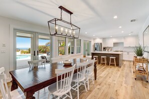 Dining - Amelia Island 4 Bedroom Home with Private Pool (Fernandina Beach)