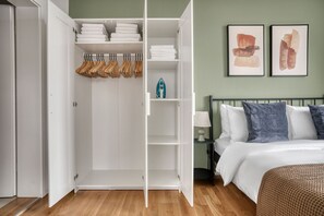 1 bedroom, iron/ironing board, WiFi, bed sheets