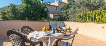 CASA NORD 10 PAX - Spectacular town house with free WiFi.