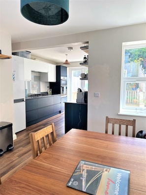 Family House, Private Bathroom | Dining