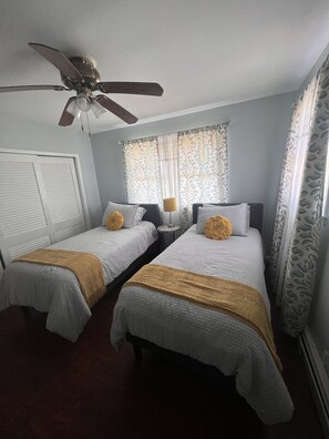 3 bedrooms, free WiFi, bed sheets