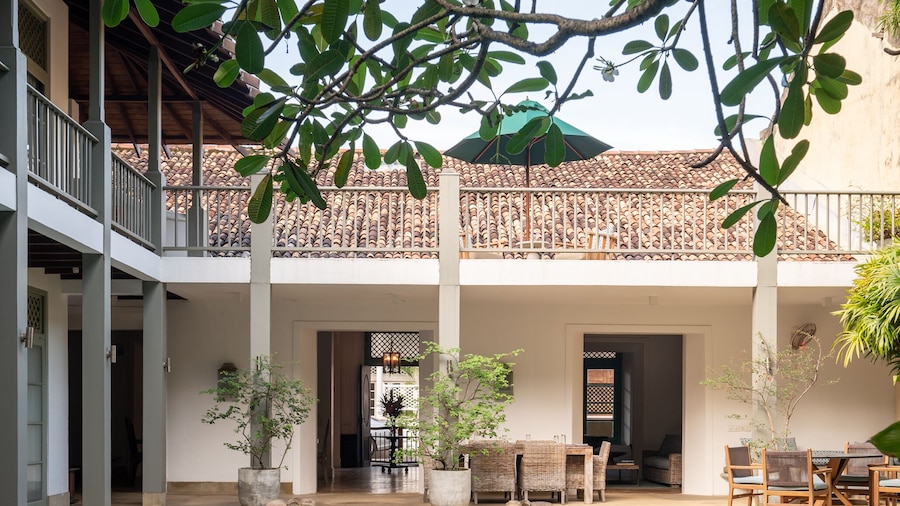 41 Lighthouse Street