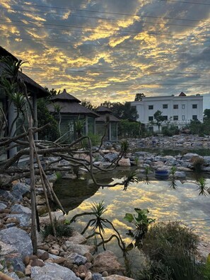 Restaurant - TRA LINH HOTEL (Huu Lung)