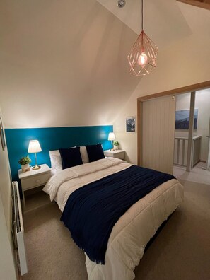 3 bedrooms, WiFi - Maddison-Chalet (Dinner Plain)