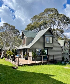 Exterior - Maddison-Chalet (Dinner Plain)