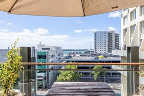 Balcony view - Carefree living in the heritage (Auckland)