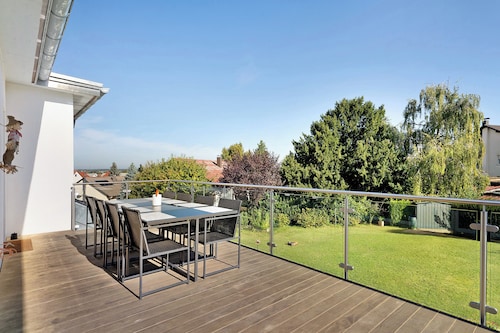 "Wolf's Rheintal" – 2 Holiday Apartments with Balcony and Wi-Fi