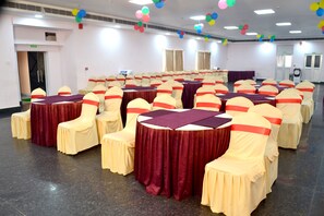 32-Zoll-LED-Fernseher mit Kabelempfang, Fernseher