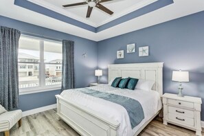 3 Schlafzimmer, Reisekinderbett, kostenloses WLAN, Bettwäsche