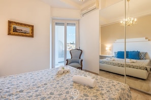 2 bedrooms, soundproofing, iron/ironing board, WiFi
