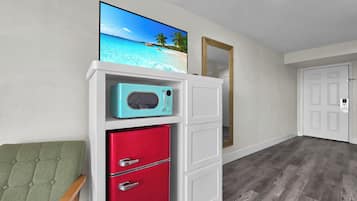 Chambre Simple, vue partielle sur l'océan