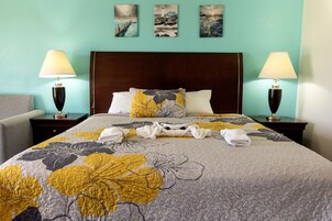 Comfort Suite, 1 King Bed with Sofa bed, Non Smoking | Down comforters, memory foam beds, individually decorated