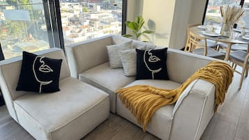 Älytelevisio, pöytäjalkapallopöytä