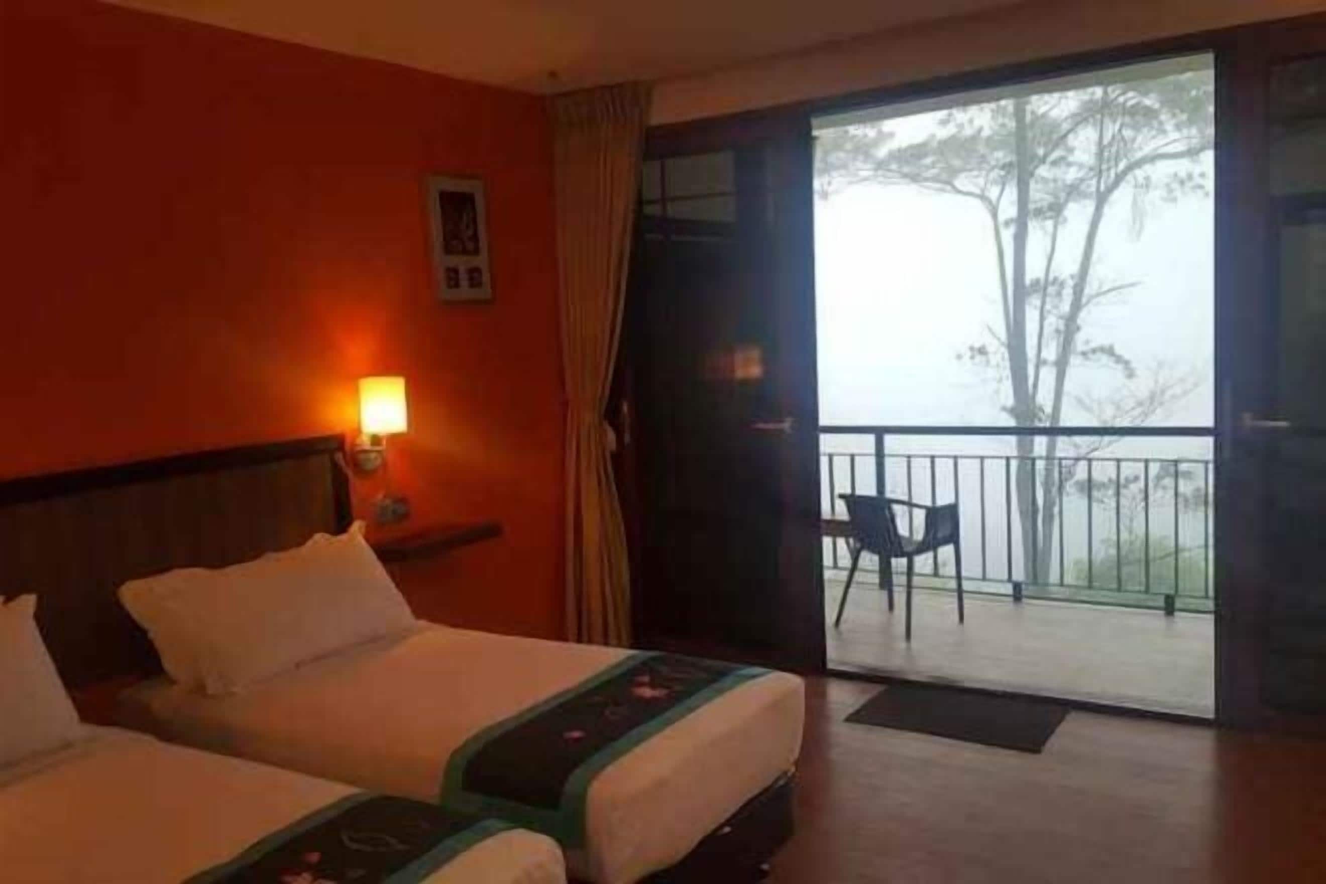 Desk, blackout curtains, iron/ironing board, free WiFi